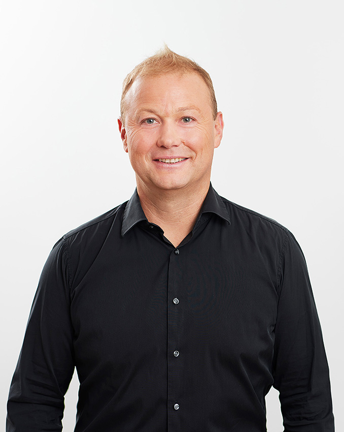 Portrait von Michael Färbinger, Ansprechpartner für Salesforce.